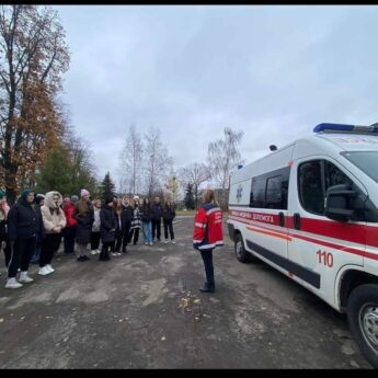Школярам розповіли про специфіку роботи “швидкої” допомоги